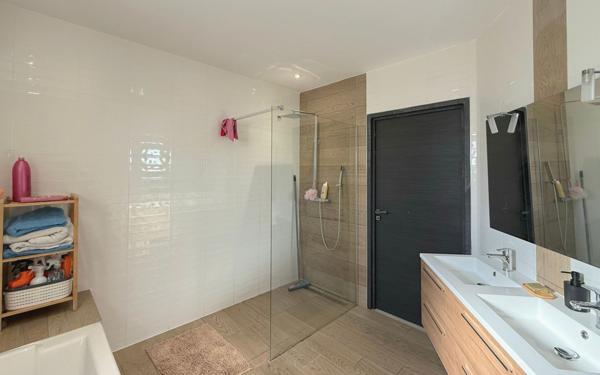 Maison à vendre    5 pièces •  Neuilly-lès-Dijon