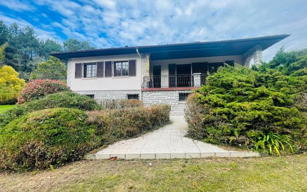 Maison à vendre    6 pièces •  Soustons