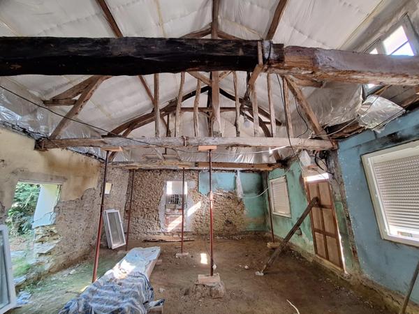 🏡 Maison en pierre à rénover – Fort potentiel à Plaisance-du-Gers – Terrain 1 569 m² – Dépendances & véranda
