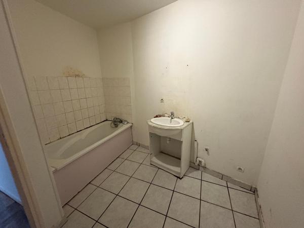 APPARTEMENT CENTRE VILLE 2 CHAMBRES 70 M2