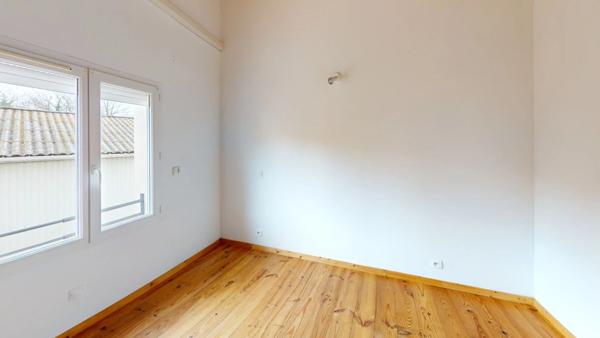 Location Maison de village 3 pièces 50 m2 à Lagardiolle