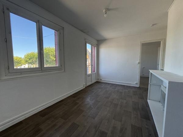 Appartement 51 000 € Lannemezan 2 p 41 m² DPE D
