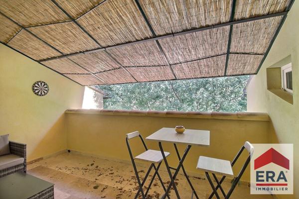 Maison 159m²  et gite de 100m² avec piscine et 927m² de terrain!