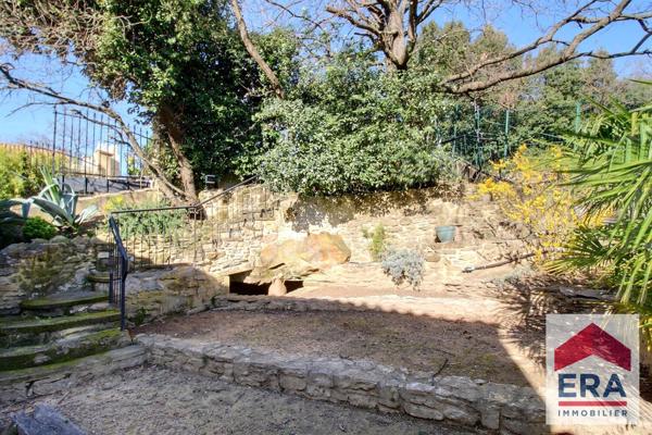 Maison 159m²  et gite de 100m² avec piscine et 927m² de terrain!