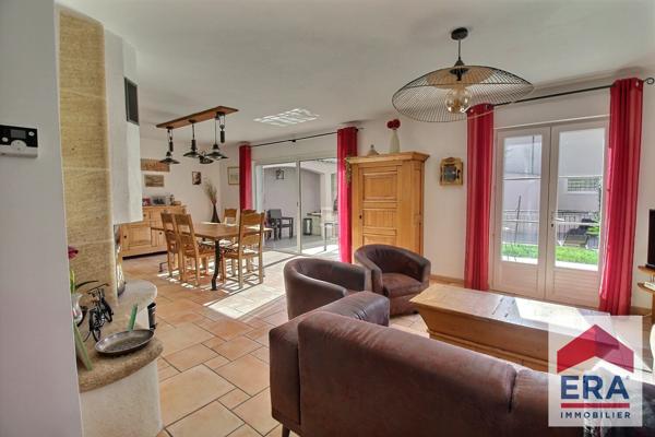 Maison 159m²  et gite de 100m² avec piscine et 927m² de terrain!