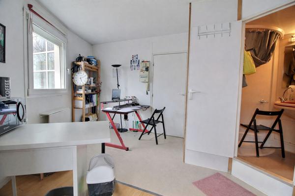 Studio de 20.30m² avec stationnement - secteur Lafayette