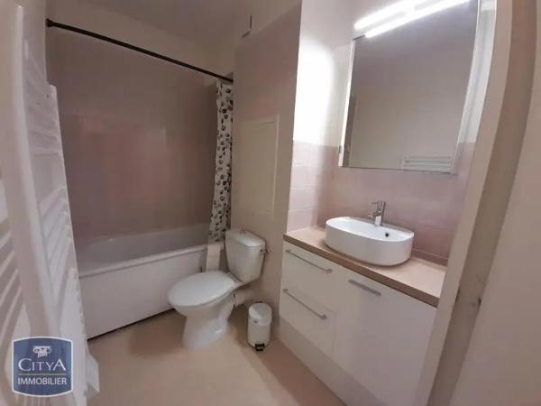 Appartement à louer 1 pièce 33.39m² Poitiers (86000)
