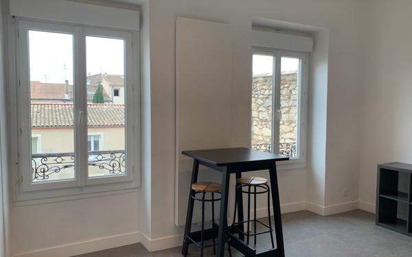 Appartement à louer    2 pièces • 46,75 m2 Nîmes