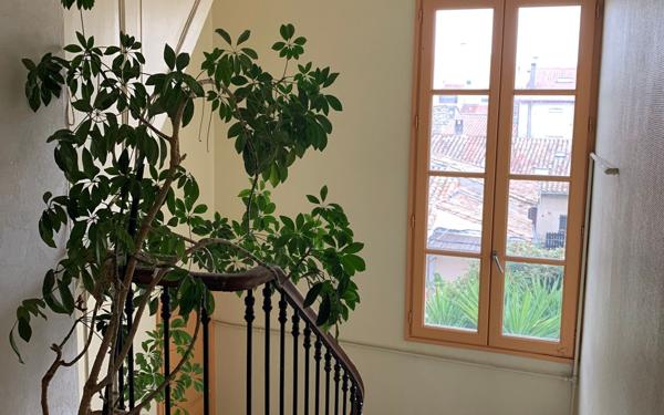 Appartement à louer    2 pièces • 46,75 m2 Nîmes