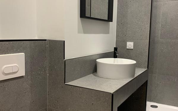 Appartement à louer    2 pièces • 46,75 m2 Nîmes