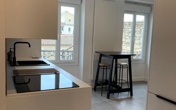 Appartement à louer    2 pièces • 46,75 m2 Nîmes