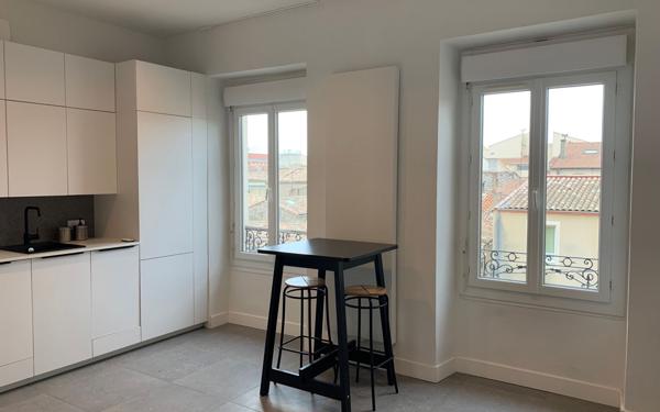 Appartement à louer    2 pièces • 46,75 m2 Nîmes