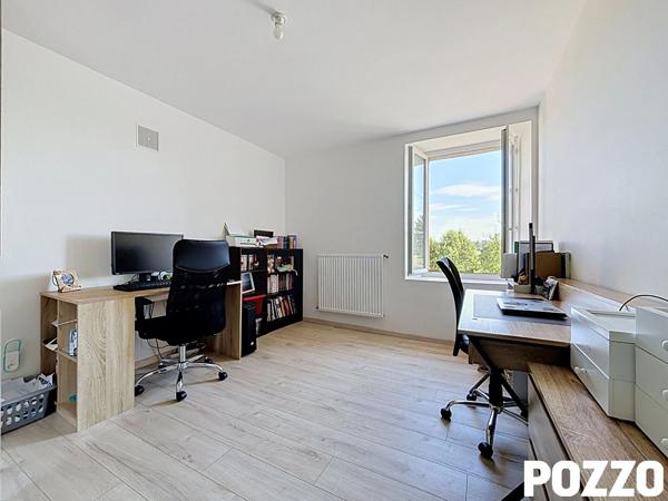 A Vendre - Tirepied Sur Sée - Maison 6 pièce(s) 160 m² -terrain-dépendances TIREPIED SUR SEE