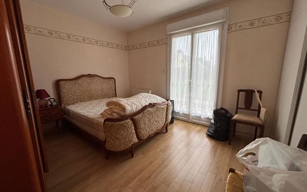 Maison à vendre    7 pièces •  Séné