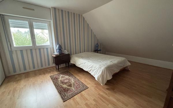 Maison à vendre    7 pièces •  Séné