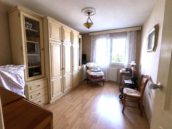 Appartement 4 pièce(s) 2 chambre(s) 84 m²