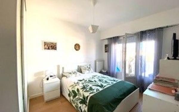 Appartement à vendre    4 pièces • 90,48 m2 Cagnes-sur-Mer