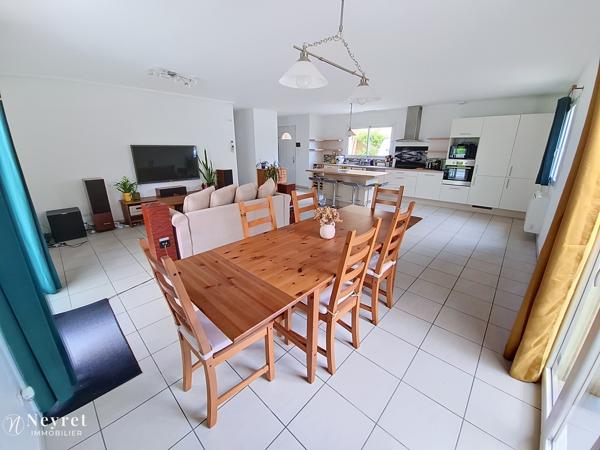 A ne pas rater ! Secteur Saint Ignace, Maison de plain pied de 105,85 m², 3 chambres sur 600 m² clos et arboré