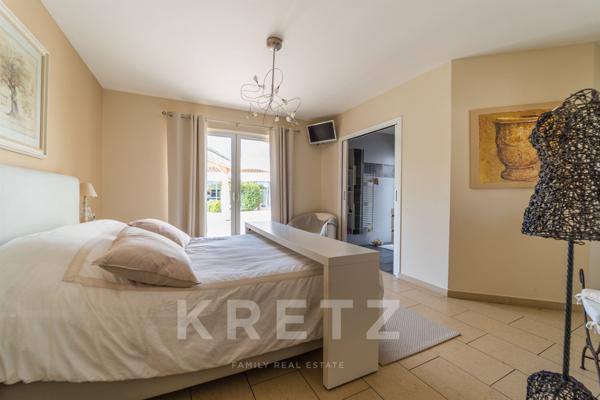 Mas d’architecte avec piscine à débordement aux portes de Béziers