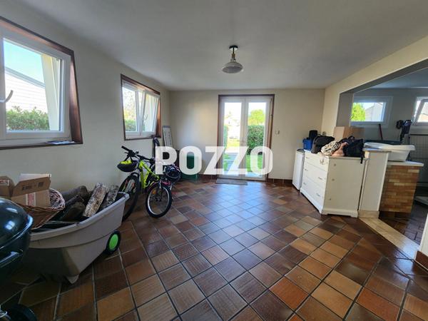 Ensemble immobilier avec maison familiale, appartement loué et terrain constructible à Tourlaville CHERBOURG EN COTENTIN