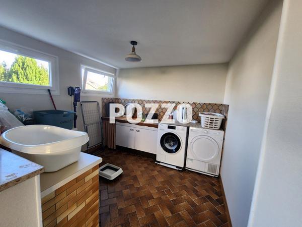 Ensemble immobilier avec maison familiale, appartement loué et terrain constructible à Tourlaville CHERBOURG EN COTENTIN