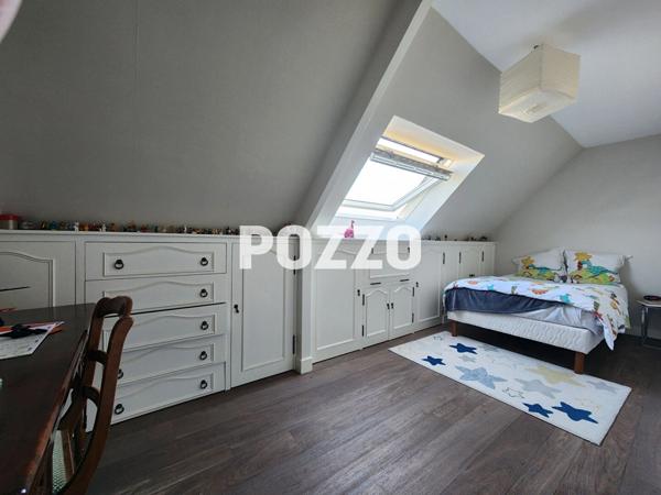 Ensemble immobilier avec maison familiale, appartement loué et terrain constructible à Tourlaville CHERBOURG EN COTENTIN