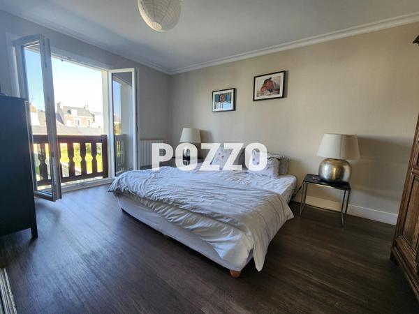 Ensemble immobilier avec maison familiale, appartement loué et terrain constructible à Tourlaville CHERBOURG EN COTENTIN