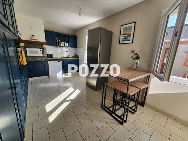 Ensemble immobilier avec maison familiale, appartement loué et terrain constructible à Tourlaville CHERBOURG EN COTENTIN