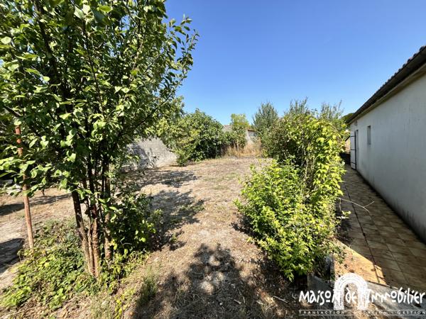 Vente Maison familiale - 6 chambres - 169 m² - MERPINS Portes de COGNAC