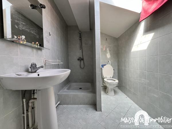 Vente Maison familiale - 6 chambres - 169 m² - MERPINS Portes de COGNAC
