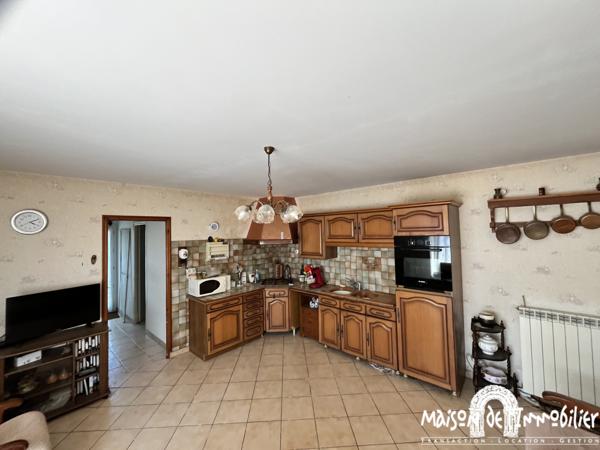Vente Maison familiale - 6 chambres - 169 m² - MERPINS Portes de COGNAC