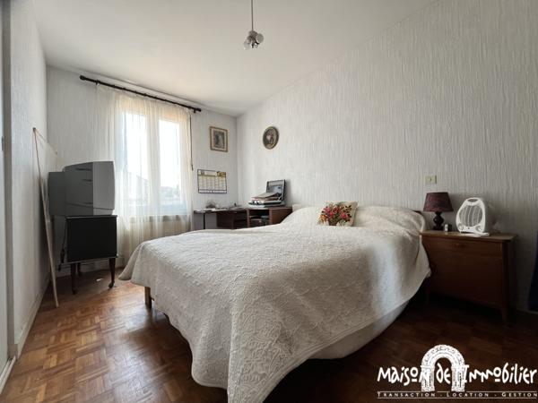 Vente Maison familiale - 6 chambres - 169 m² - MERPINS Portes de COGNAC