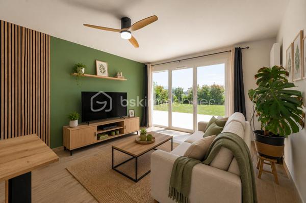 Nouvelle EXCLUSIVITÉ de votre conseiller immobilier local BSK IMMOBILIER !!!

A la recherche d’un appartement joliment aménagé offrant un extérieur terrasse + jardin et situé dans une copropriété livrée en 2023, vous êtes au bon endroit…

Situé en plein cœur du paisible village de Marigny-Saint-Marcel, à 2 pas de l’entrée d’autoroute d’Alby-sur-Chéran et à quelques minutes seulement de tous les commerces, venez découvrir ce charmant appartement Type 3 aux prestations de grande qualité !

L’appartement, offrant 65 m² habitables et une partie extérieure avec terrasse et jardin d’environ 100 m², se décompose comme suit :

- Une entrée confortable avec placard aménagé,
- Une belle pièce de vie d’environ 30 m² avec cuisine équipée, salon / séjour et accès direct à la terrasse et au jardin clôturé,
- 2 belles chambres avec placards aménagés et accès direct à la terrasse,
- Une salle de bains avec baignoire, meuble sous vasque et espace machine à laver,
- Un WC séparé.

En annexes :

- Une place de parking privative,
- Une cave,
- Un grand local vélo commun,
- Possibilité d’acheter un garage équipé pour une voiture électrique, en sus du prix de vente indiqué.

Concernant les points techniques de l’appartement :

- Menuiseries PVC double vitrage avec volets roulants motorisés,
- Chauffage assuré par des radiateurs reliés à une chaudière individuelle au gaz.
 
L’emplacement de cet appartement, couplé à ses qualités de finitions et ses annexes stockage & stationnement, en font un bien rare à la vente !