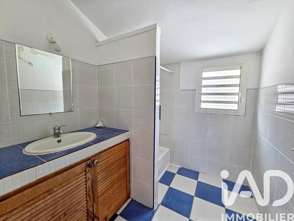 Location maison 5 pièces 119 m² Saint-Paul