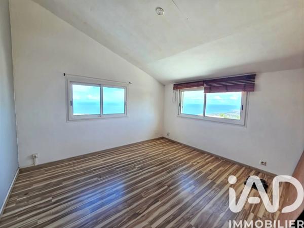 Location maison 5 pièces 119 m² Saint-Paul