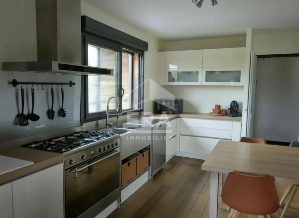 Maison individuelle récente à vendre à Villefranche de Lonchat  Montpon menesterol Saint seurin sur l'isle