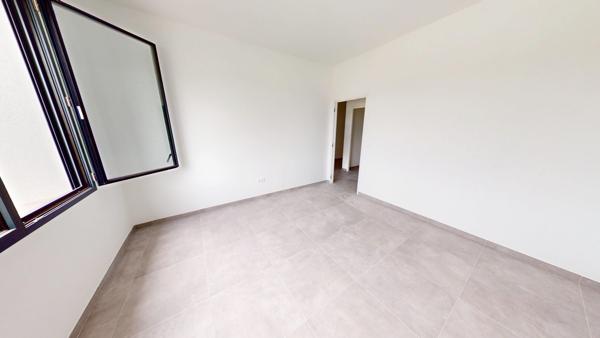 LOFT Rècement Aménagé de 160m2 avec Terrasse de 40m2