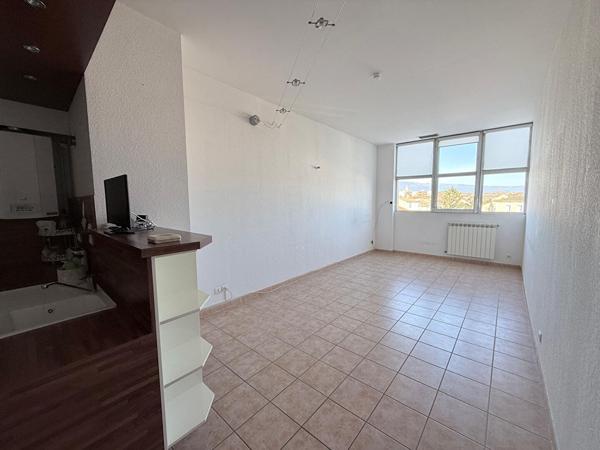 Bel appartement 81m² résidence sécurisée à Carpentras