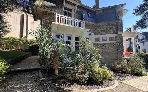 Maison à vendre    7 pièces •  La Baule-Escoublac