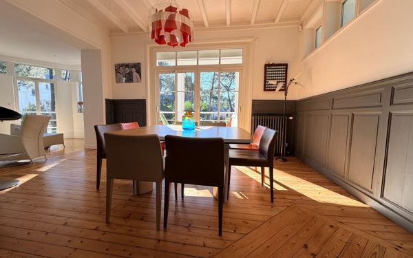 Maison à vendre    7 pièces •  La Baule-Escoublac