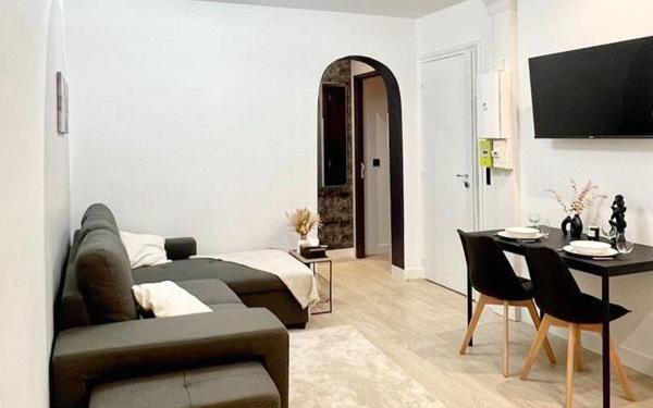 Appartement à vendre    3 pièces • 40,20 m2 Issy-les-Moulineaux