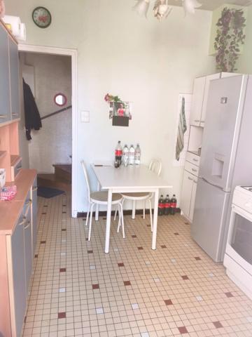 Maison de ville avec garage et exterieur