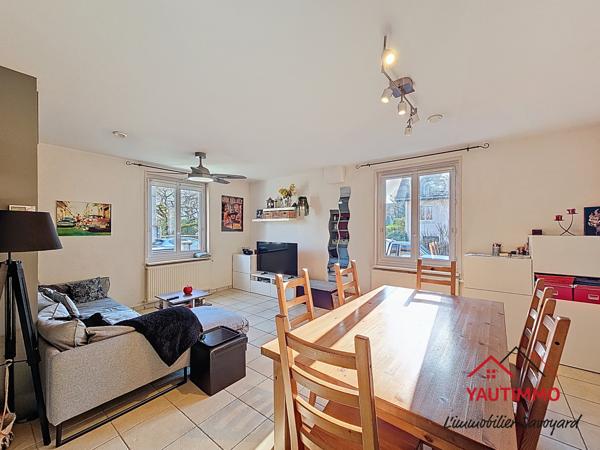 Ambilly (74100) Maison individuelle avec garages, atelier et terrain clos à Ambilly