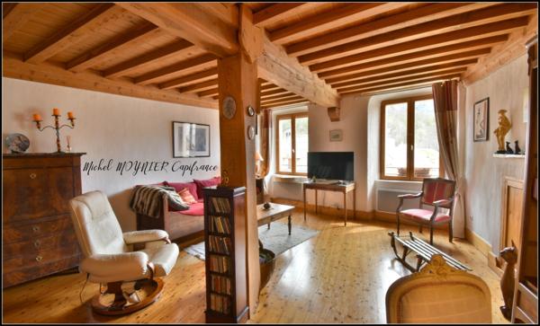 🏔️ BRIANÇON – CŒUR DE VILLE – T3 au CHARME ALPIN & LUMINOSITÉ ☀️