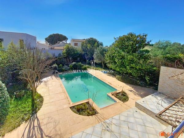 Villa d'architecte - 6 pièces - 209m²