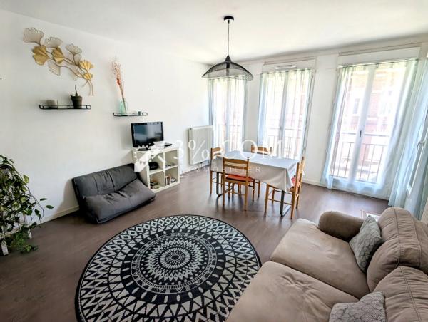 Appartement
                                                                                                                                                                                                                                                                                                                        4 pièce(s)                                                                                                                                                                                                          3 chambre(s)                                                                                                                                                                                                          80  m²
