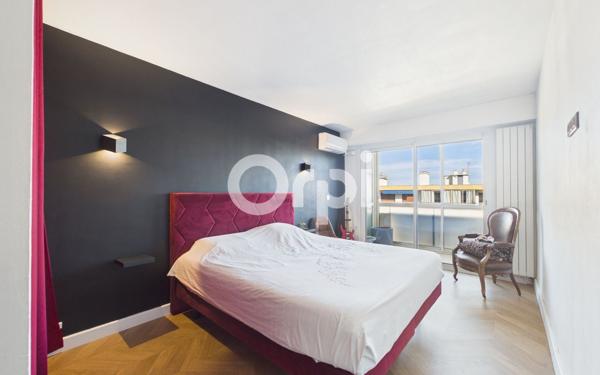 Appartement à vendre    4 pièces • 81 m2 Mandelieu-la-Napoule