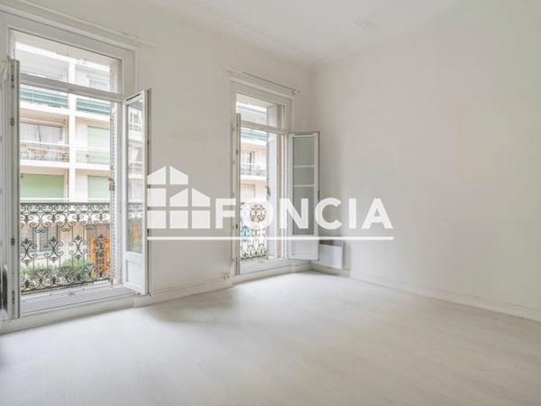 À vendre Appartement 2 pièces 47 m² - Marseille 13008