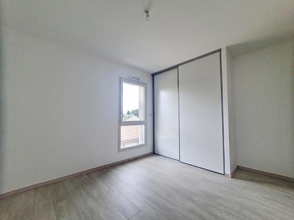 Appartement duplex T3 Villemoirieu 65.3 m² avec garage et jardin privatif