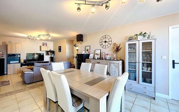 Appartement à vendre    4 pièces • 82,49 m2 Saint-Étienne